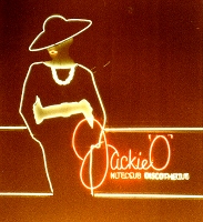 Jackie O small